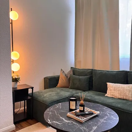 Apartment Geraeumiges 3 Raum-city-apartment -ost-2- Dusseldorf