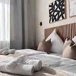 Geräumiges 3 Raum-city-apartment -ost-2-
