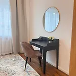 Apartment Geräumiges 3 Raum-city-apartment -ost-2-
