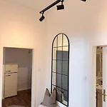 Apartment Geräumiges 3 Raum-city-apartment -ost-2- Düsseldorf
