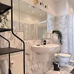 Geräumiges 3 Raum-city-apartment -ost-2- Apartment *