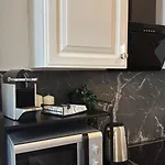 Geräumiges 3 Raum-city-apartment -ost-2- Düsseldorf