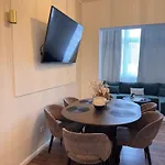 Geräumiges 3 Raum-city-apartment -ost-2- * Düsseldorf