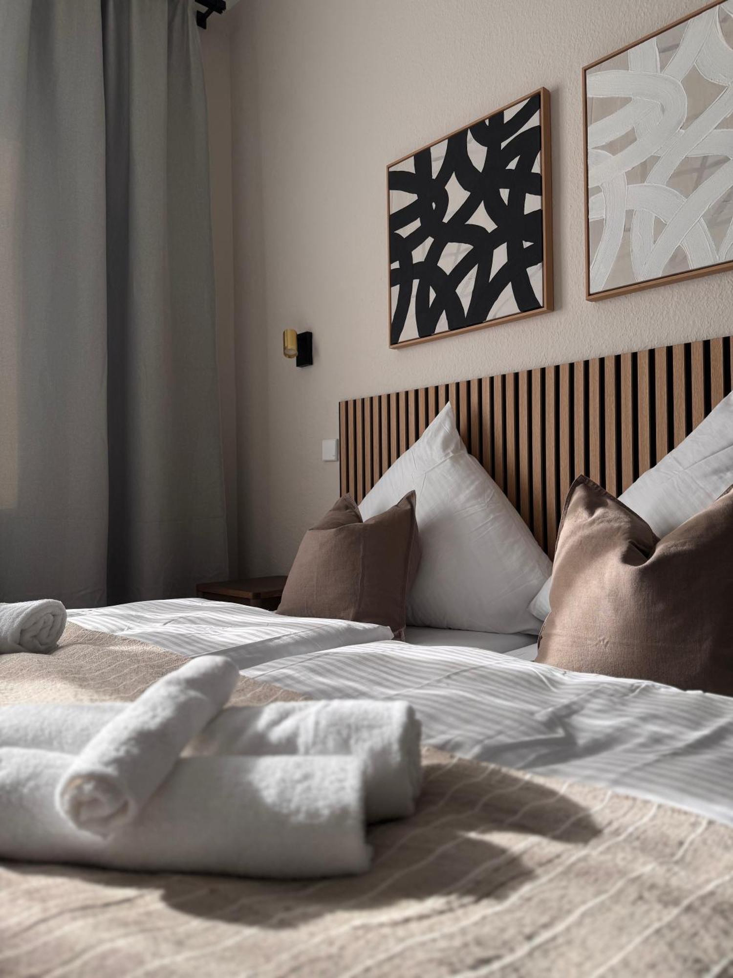 Geräumiges 3 Raum-city-apartment -ost-2- Düsseldorf