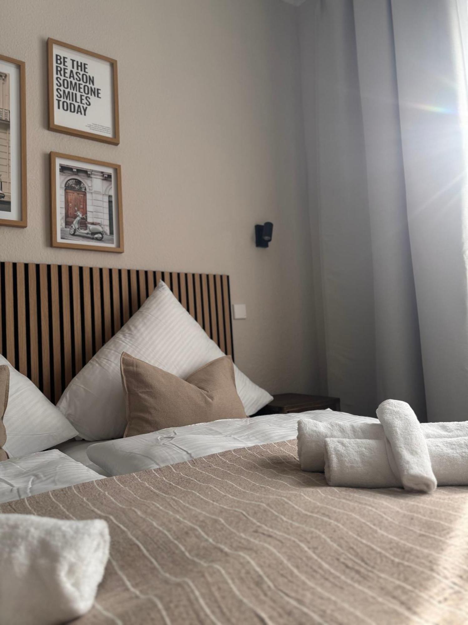 Geräumiges 3 Raum-city-apartment -ost-2- * Düsseldorf