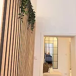 Geräumiges 3 Raum-city-apartment -ost-2- * Düsseldorf