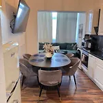 Geräumiges 3 Raum-city-apartment -ost-2-