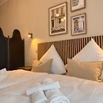 Geraeumiges 3 Raum-city-apartment -ost-2- Apartment Dusseldorf