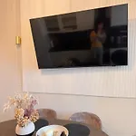Geraeumiges 3 Raum-city-apartment -ost-2- Apartment
